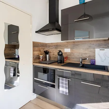 Awesome In With Wifi Hyères